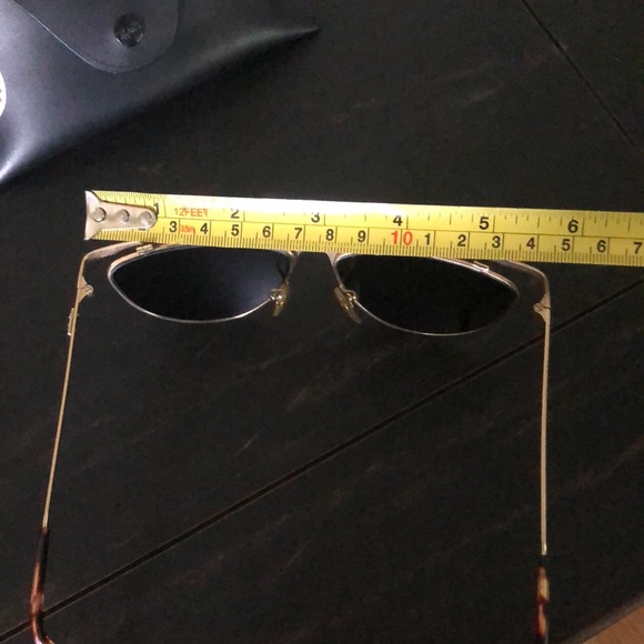 Vintage Ray-Ban Olympian Matte Gold Frame sunglasses with case - Picture 13 of 16